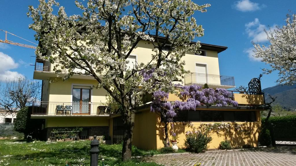 Casa Ferrari Monica Apartment Calceranica al Lago Bagian luar foto