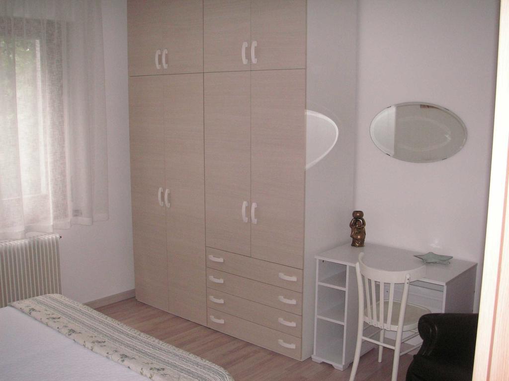 Casa Ferrari Monica Apartment Calceranica al Lago Ruang foto