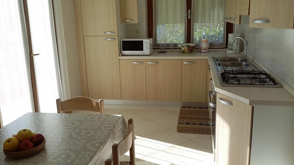 Casa Ferrari Monica Apartment Calceranica al Lago Bagian luar foto